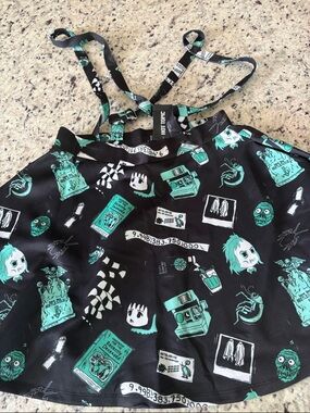 Beetlejuice Hot Topic Black & Teal Gothic Graphic Midi Skirt